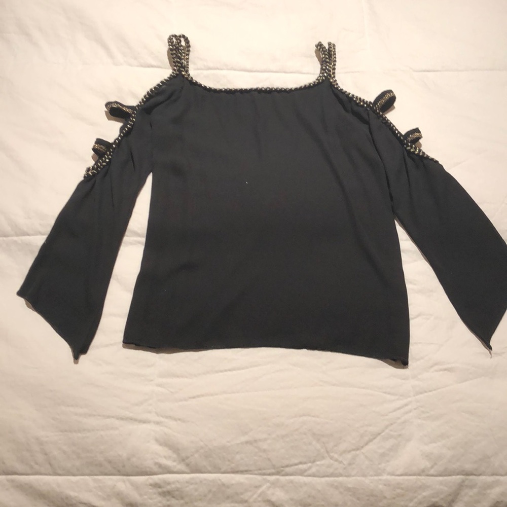 Casting black and gold top